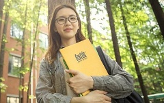 找中介办理澳洲留学有哪些注意事项？